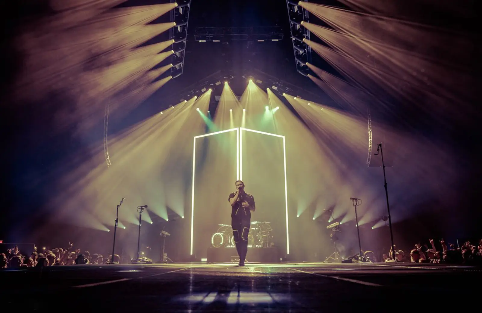 Shinedown musical performance front of fans